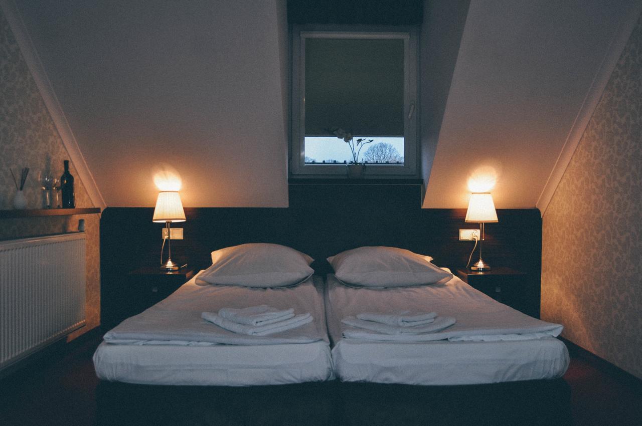Pyszna Stajenka Hotel Bakow  Ngoại thất bức ảnh